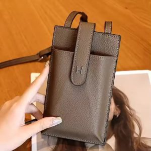 2024 Women’s Genuine Leather Crossbody Bag – Mini Shoulder Handbag Made from Premium Cowhide